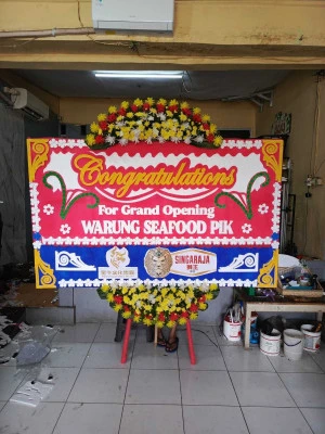 Papan Bunga di Universitas Esa Unggul
