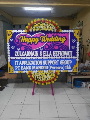Papan Bunga di Universitas Esa Unggul